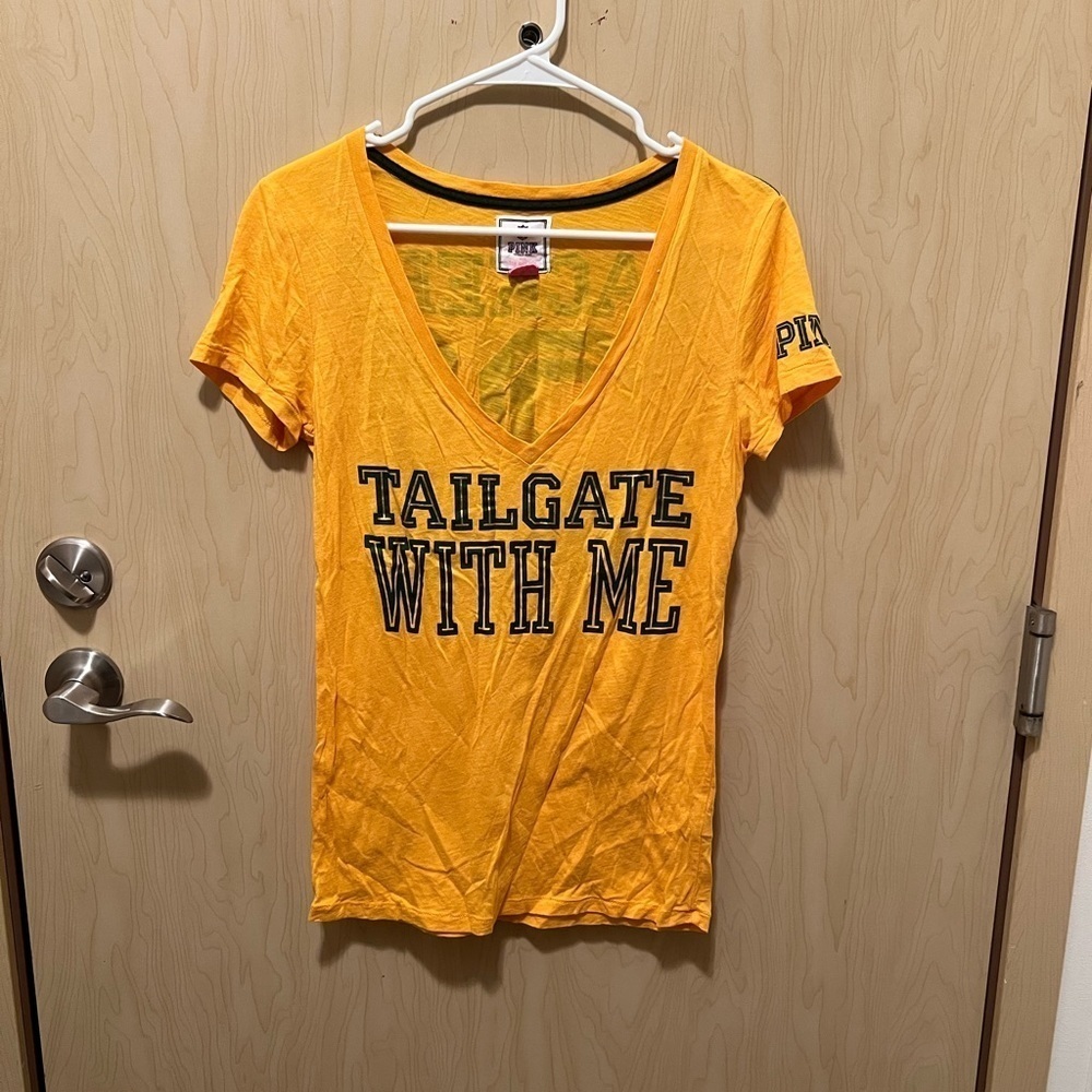 VS pink greenbay packers T-shirt